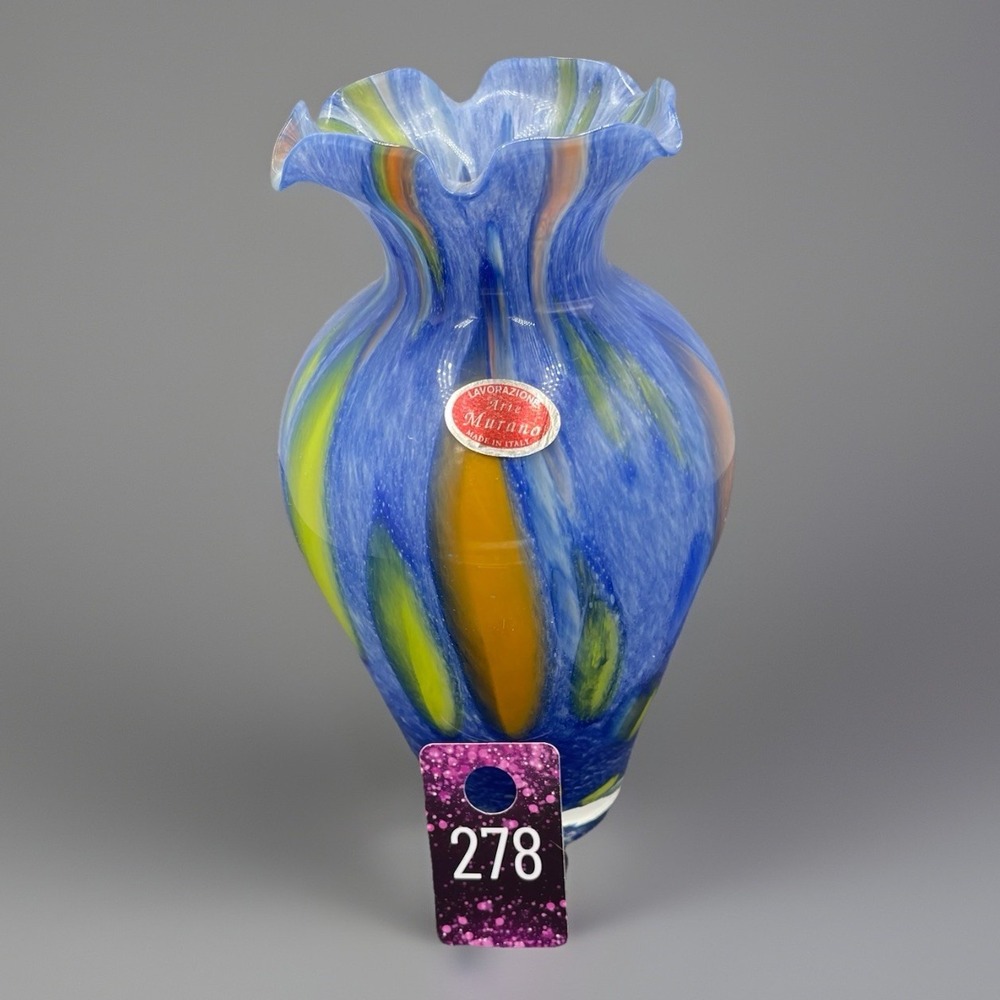 1990's Murano Lavorazione Hand Blown‎ Vase